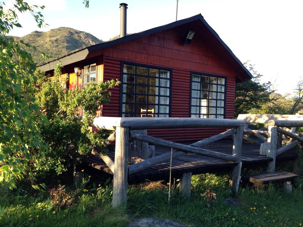 Cabanas Brellenthin Villa Cochrane Exterior photo